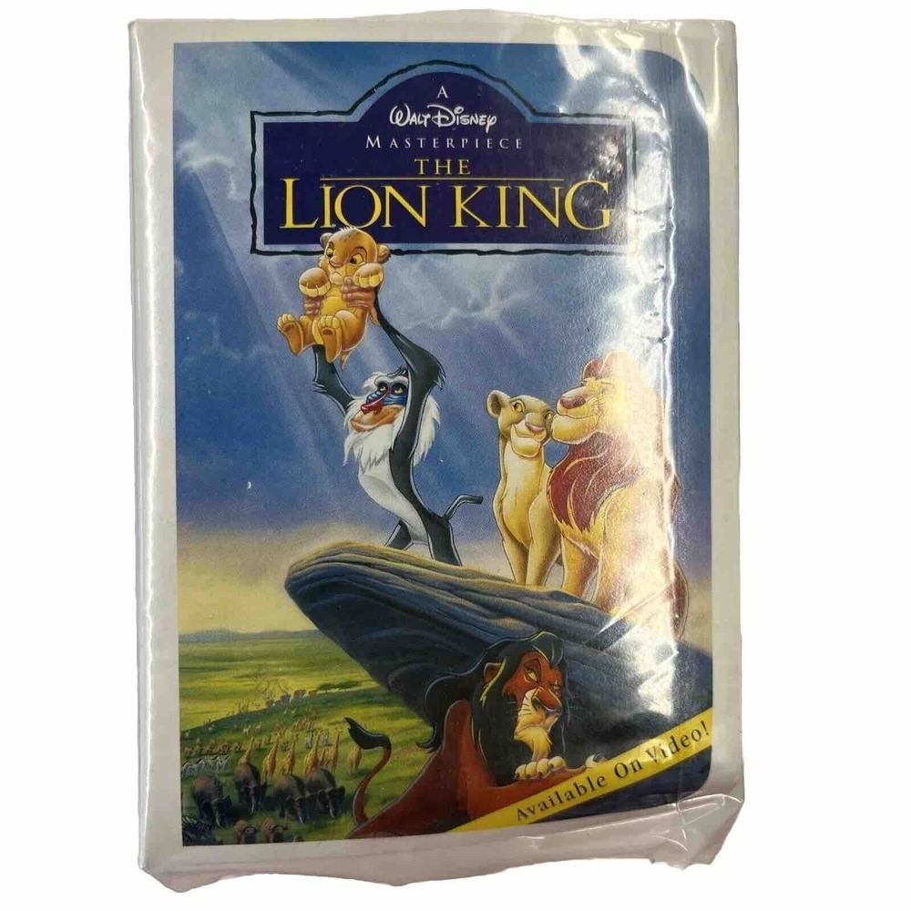 Disney McDonald's Toy: The Lion King Adult Simba‎ VHS Case & Figure